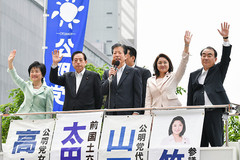 公明新聞　街頭　280502.jpg