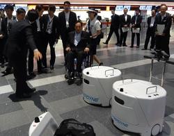 羽田空港　実装型ロボット.jpg